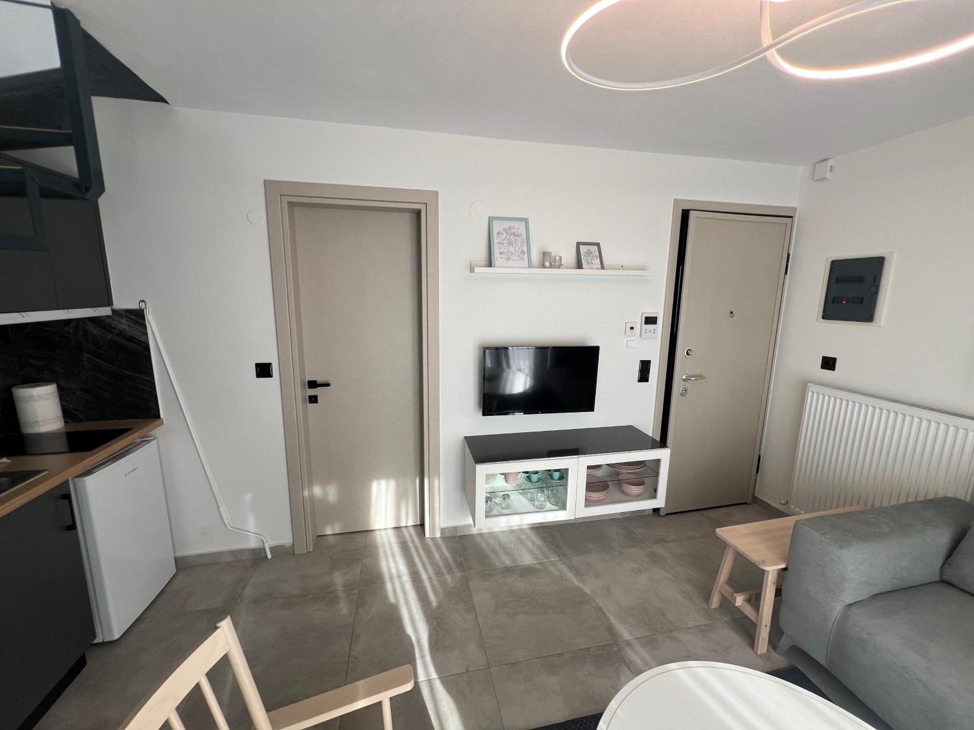 Skyline Oasis Thesbnb Apartment Tesalonika Bagian luar foto