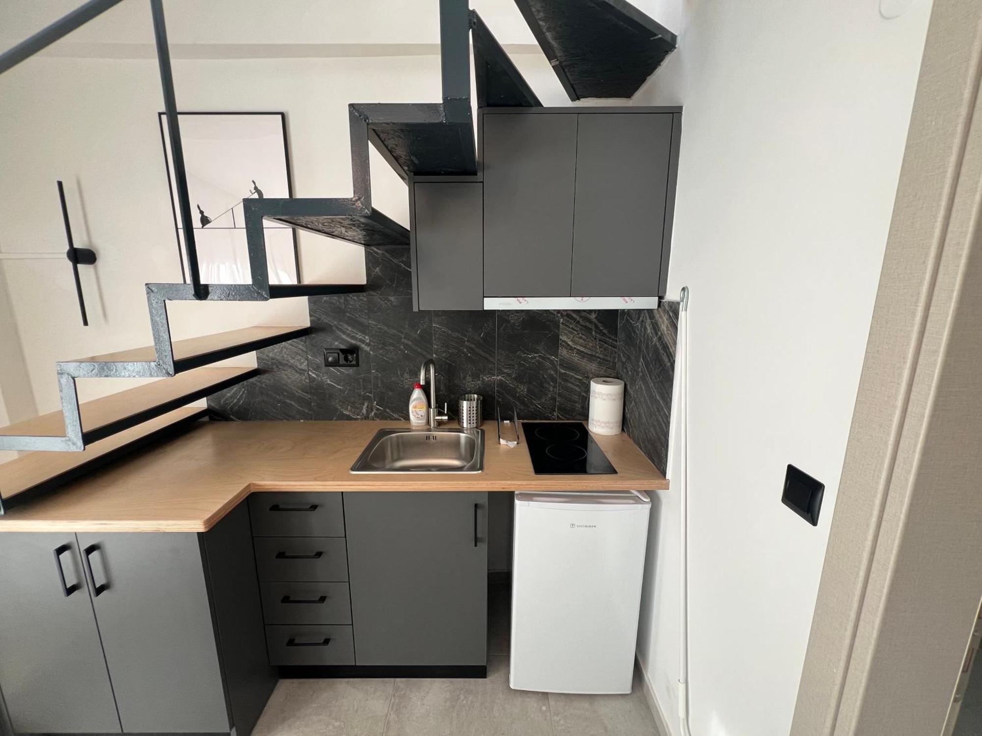 Skyline Oasis Thesbnb Apartment Tesalonika Bagian luar foto