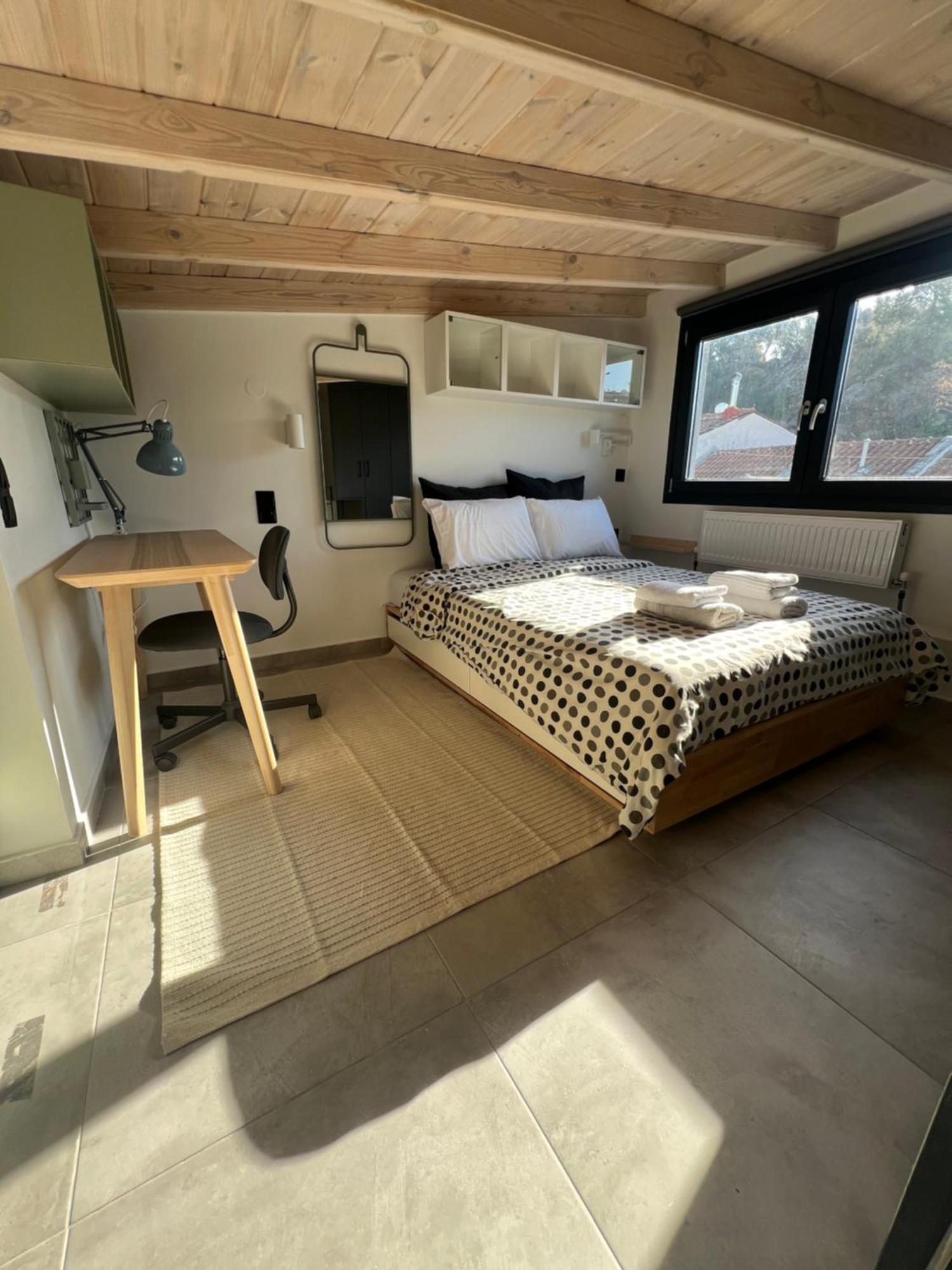 Skyline Oasis Thesbnb Apartment Tesalonika Bagian luar foto