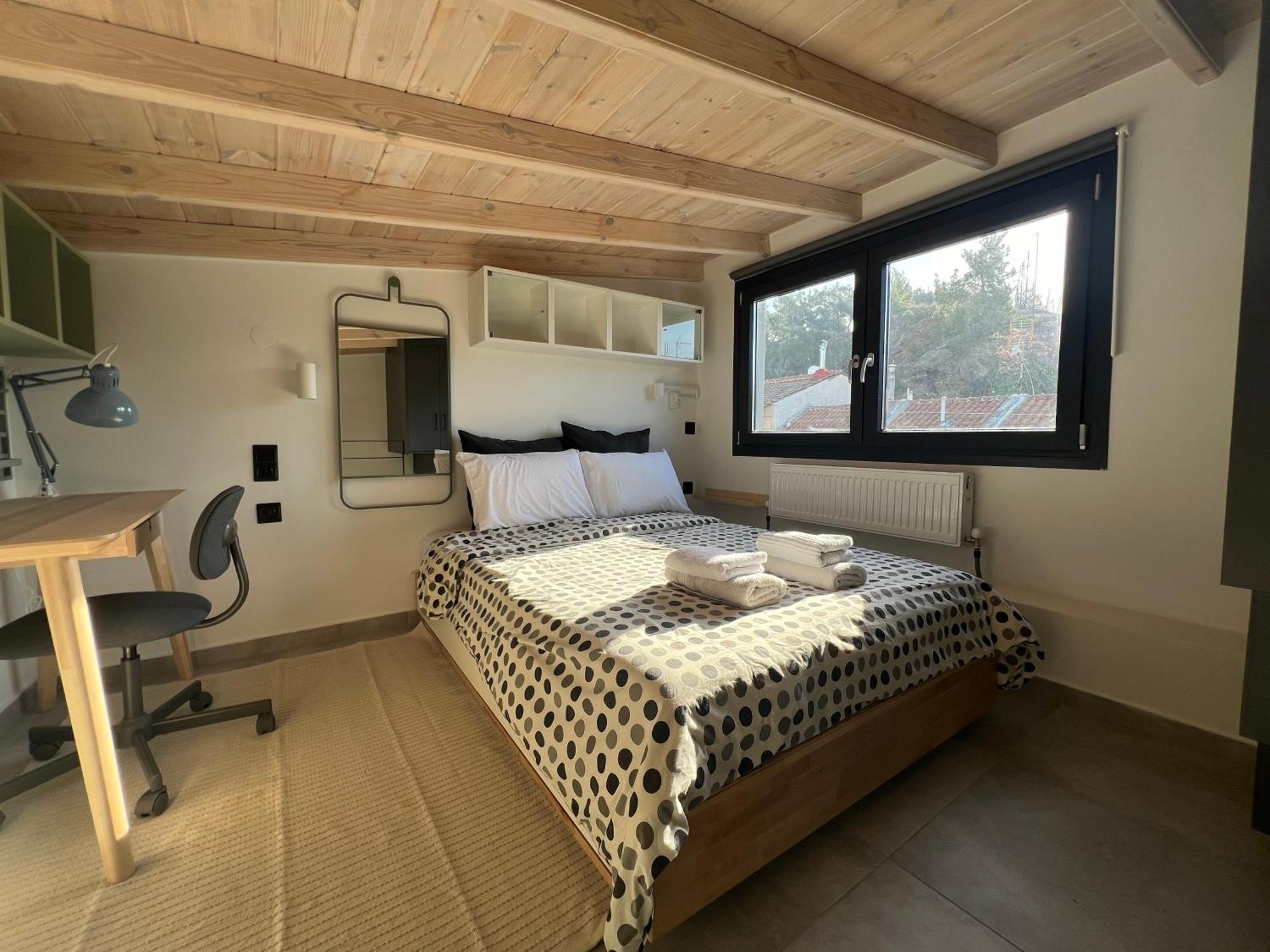 Skyline Oasis Thesbnb Apartment Tesalonika Bagian luar foto
